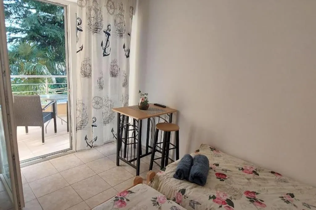 Lovely Apartment With A Private Terrace And Sea View Matulji