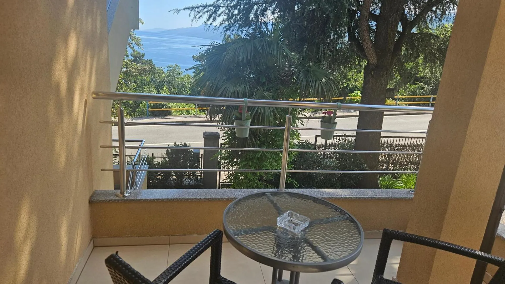 Lovely Apartment With A Private Terrace And Sea View Matulji Croatia